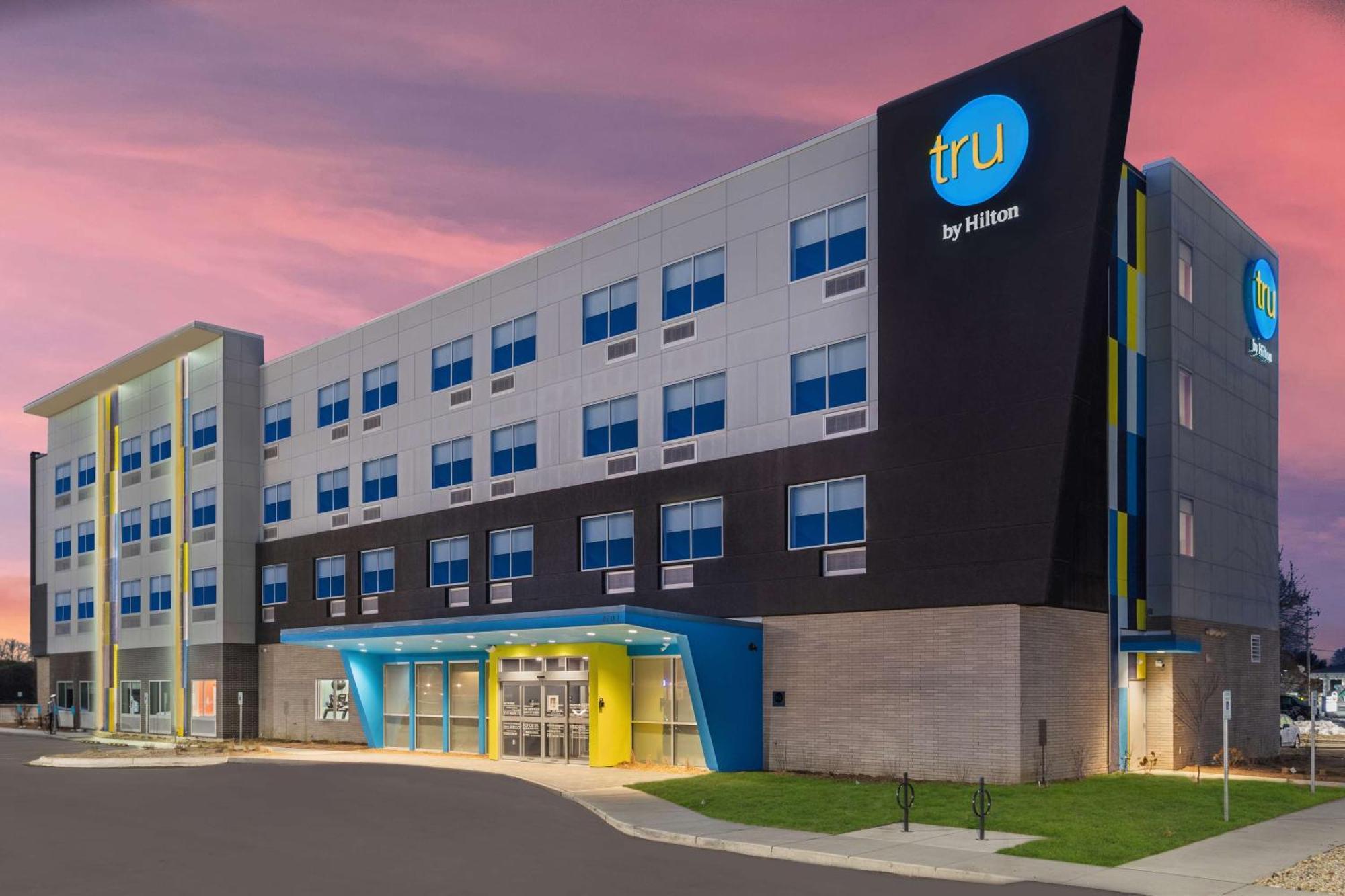 Tru By Hilton Janesville Exterior photo